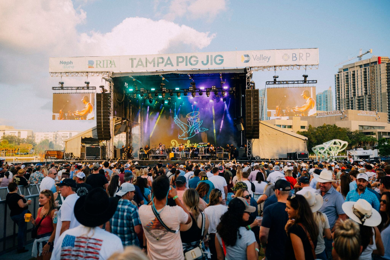 Chill Bros Gives Back to Tampa Pig Jig!